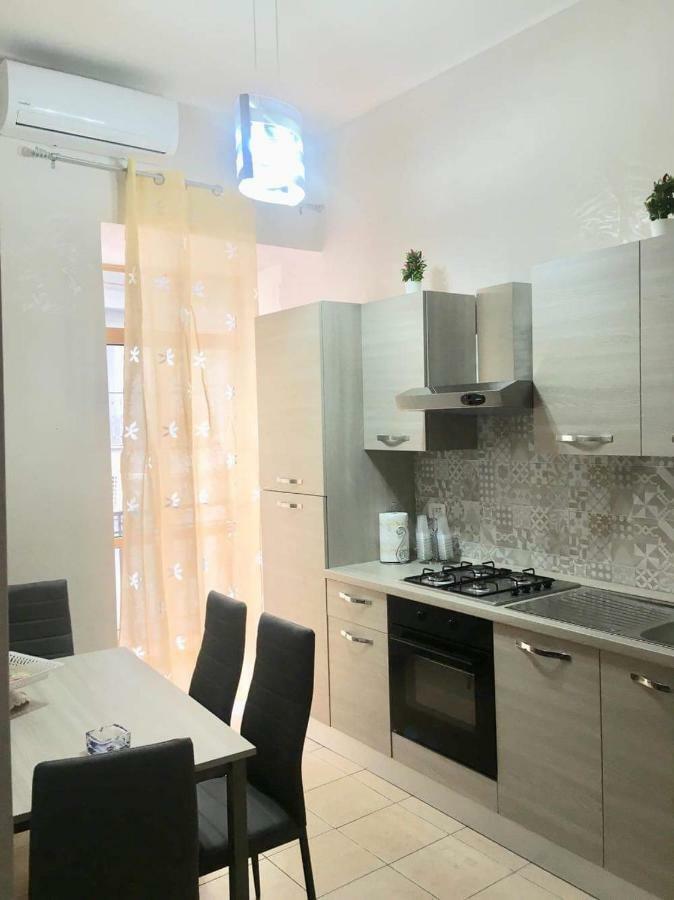 Casa Mariarca Apartment Napoli Bagian luar foto